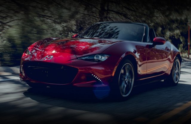 Izmosabbra faragták a Mazda MX-5-öt