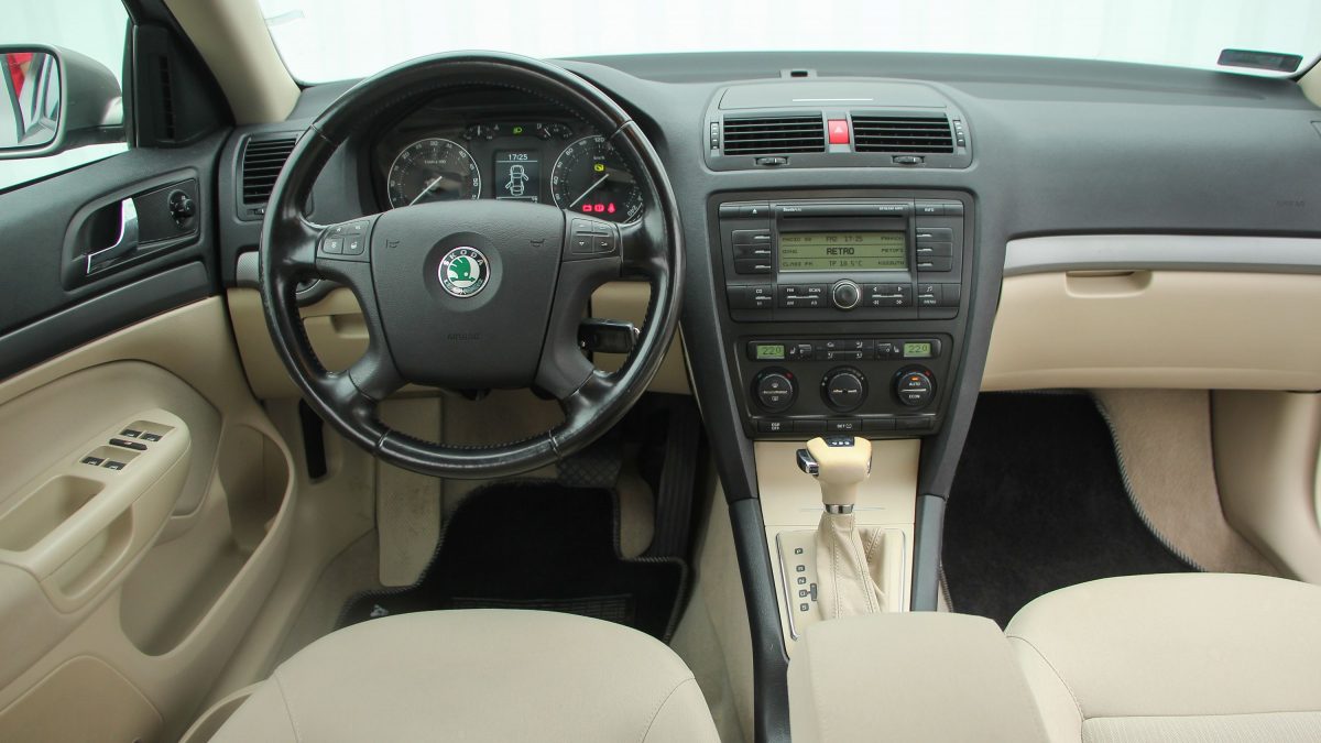 SKODA OCTAVIA
