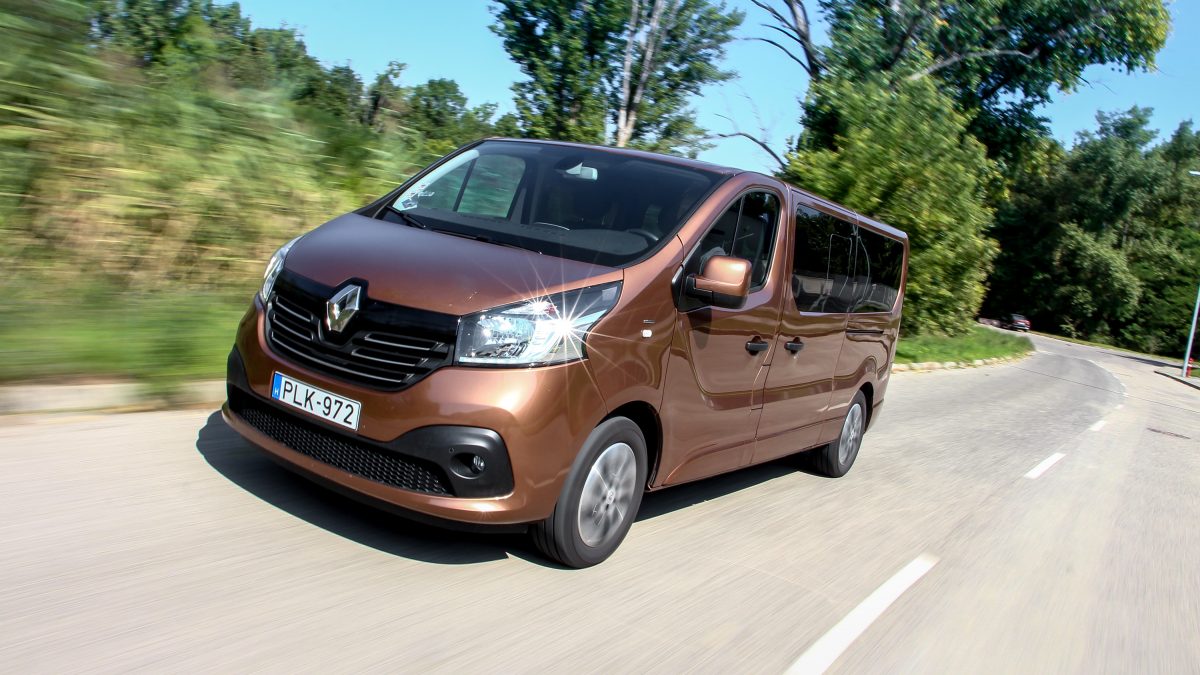 RENAULT TRAFIC