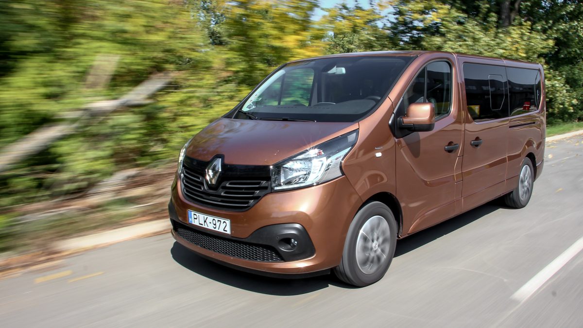 RENAULT TRAFIC