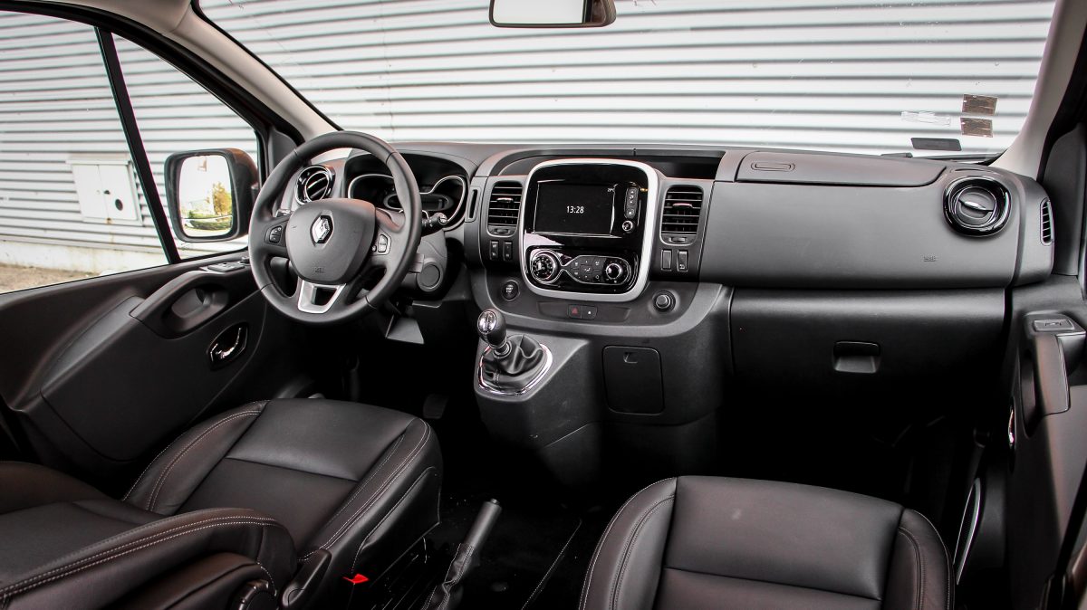 RENAULT TRAFIC