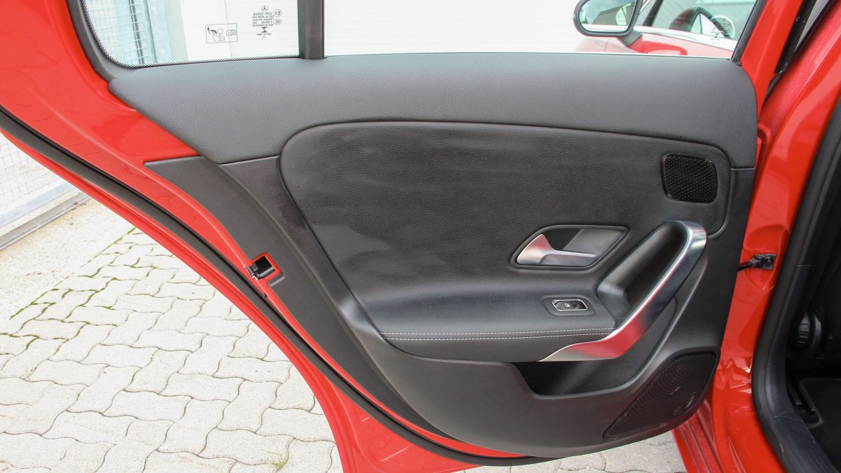 MERCEDES-BENZ A-OSZTÁLY