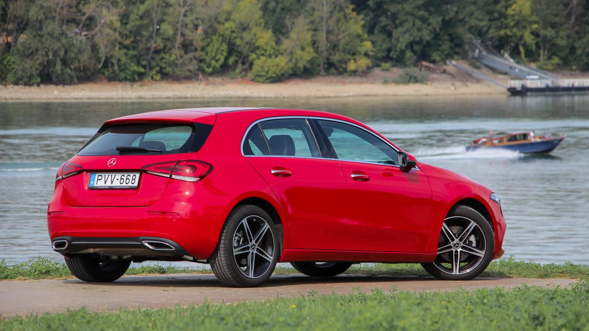MERCEDES-BENZ A-OSZTÁLY