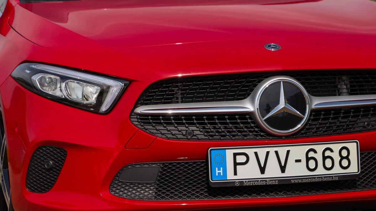 MERCEDES-BENZ A-OSZTÁLY