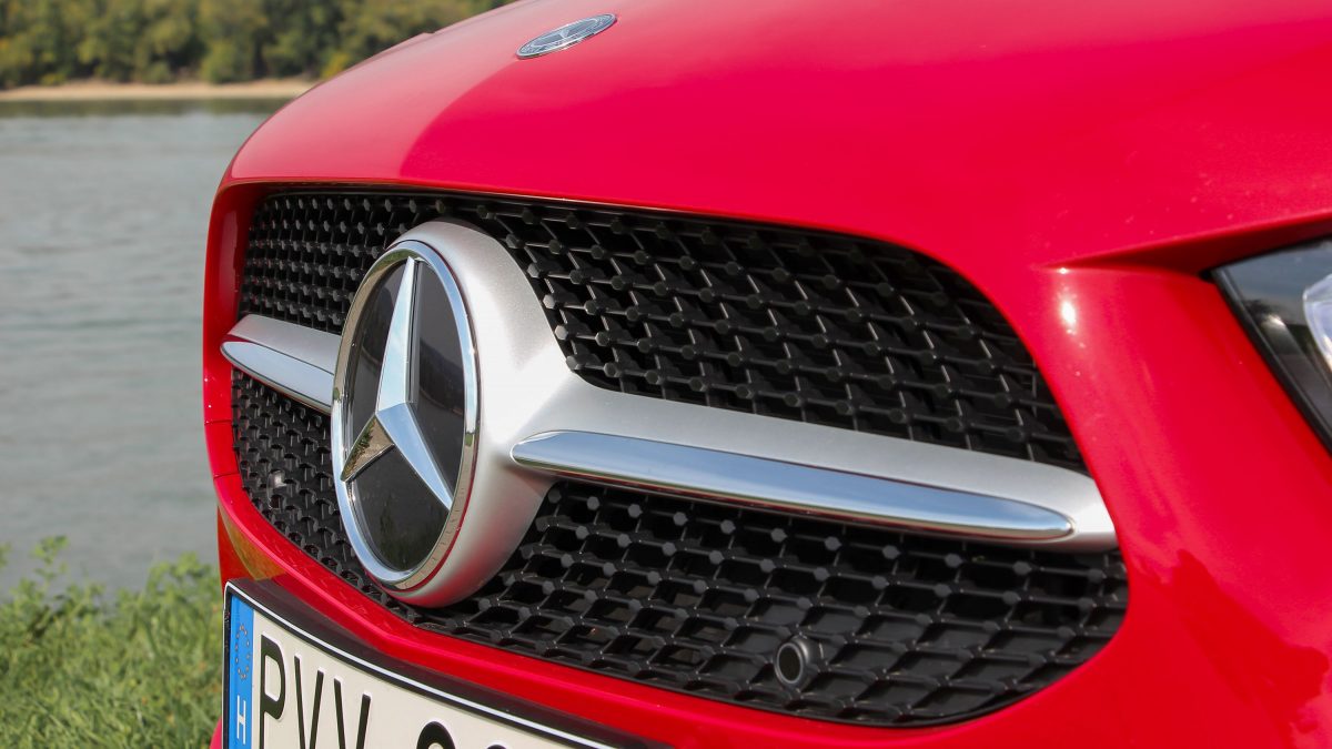 MERCEDES-BENZ A-OSZTÁLY