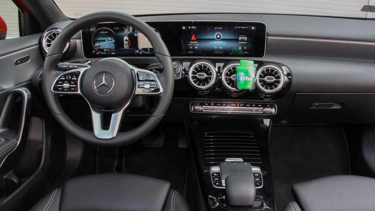 MERCEDES-BENZ A-OSZTÁLY