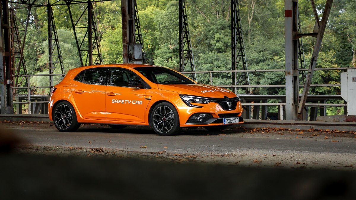 RENAULT MEGANE