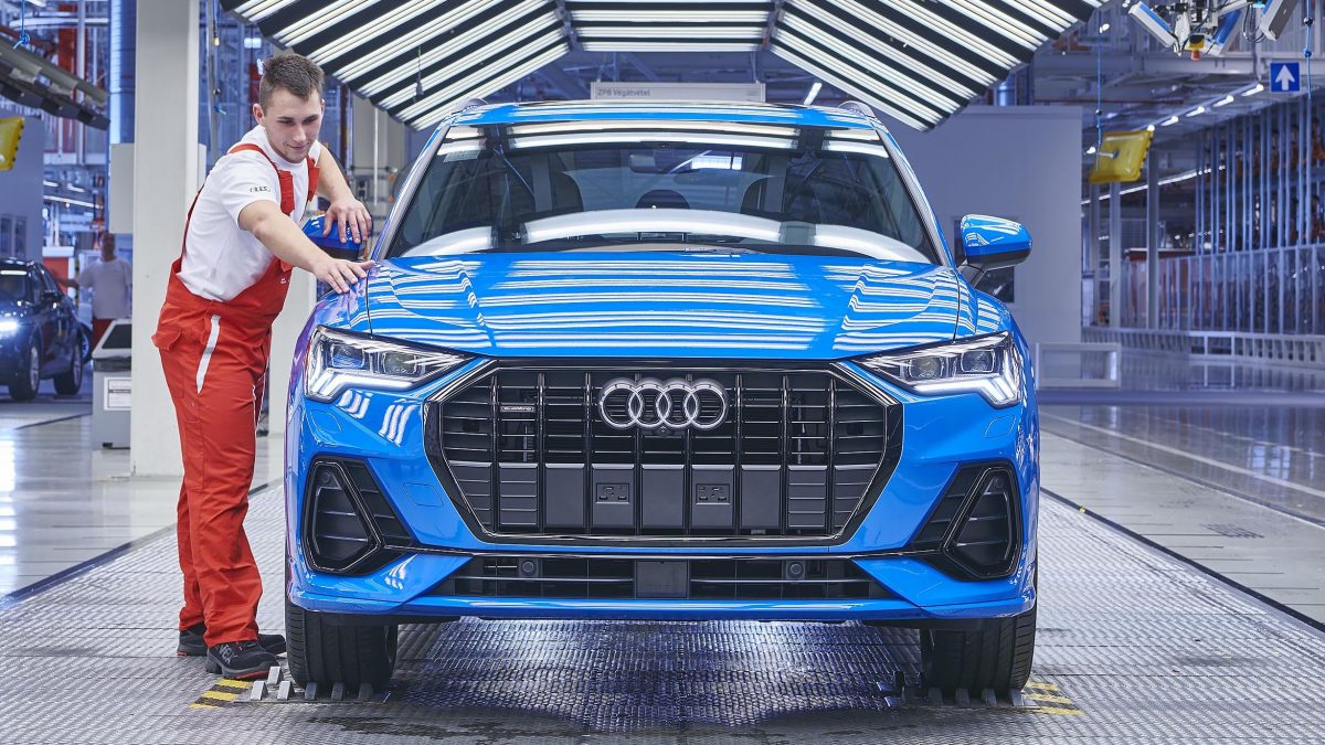 AUDI