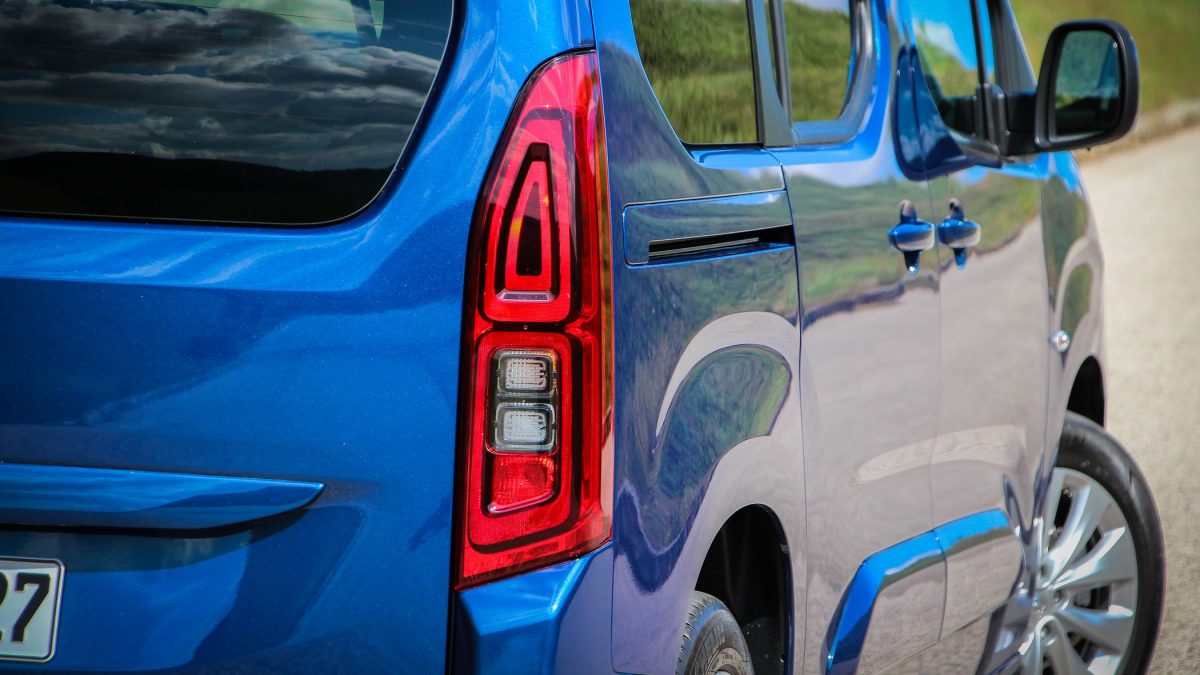 OPEL COMBO