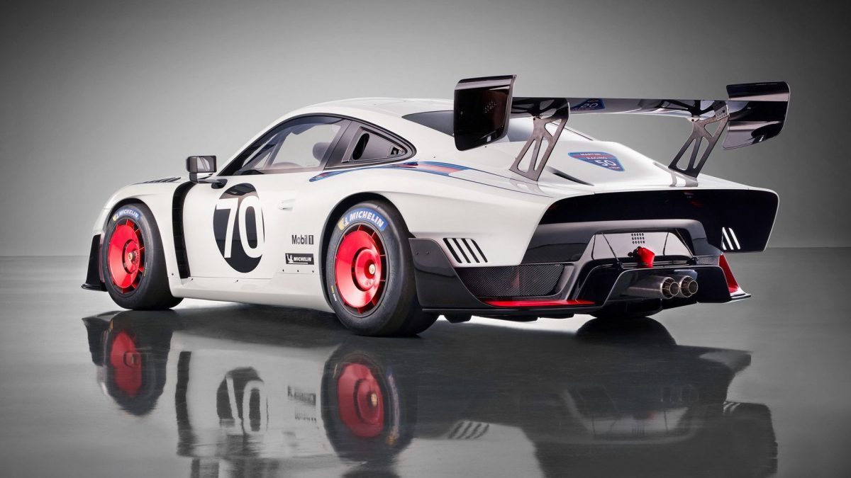 PORSCHE