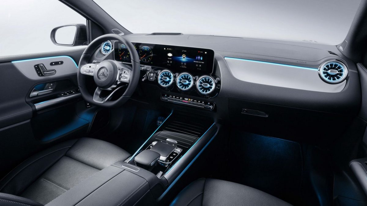 MERCEDES-BENZ