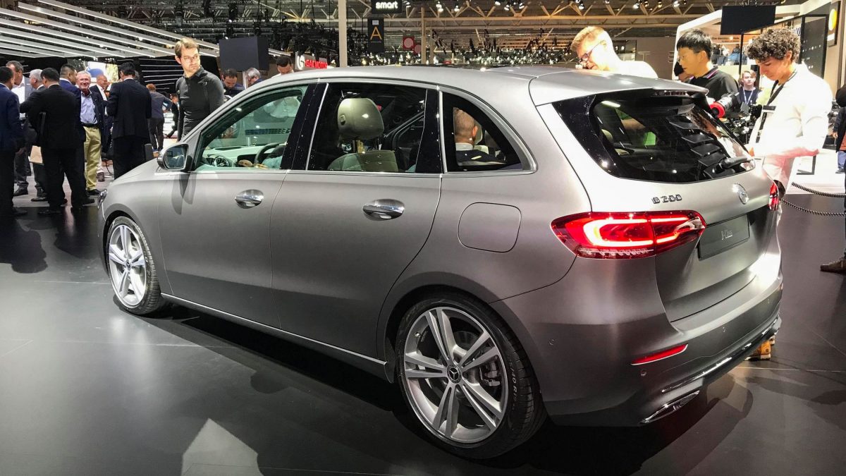 MERCEDES-BENZ