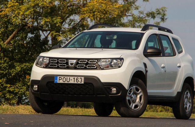 Milyen a Dacia Duster alapmotorral? Kipróbáltuk!