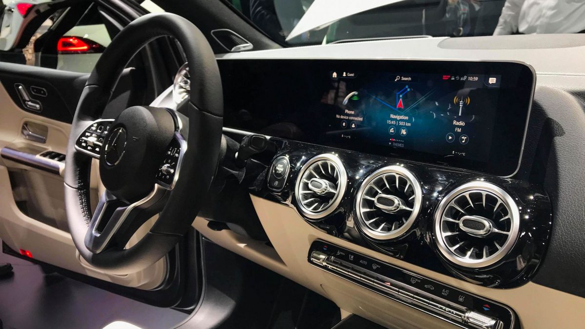 MERCEDES-BENZ
