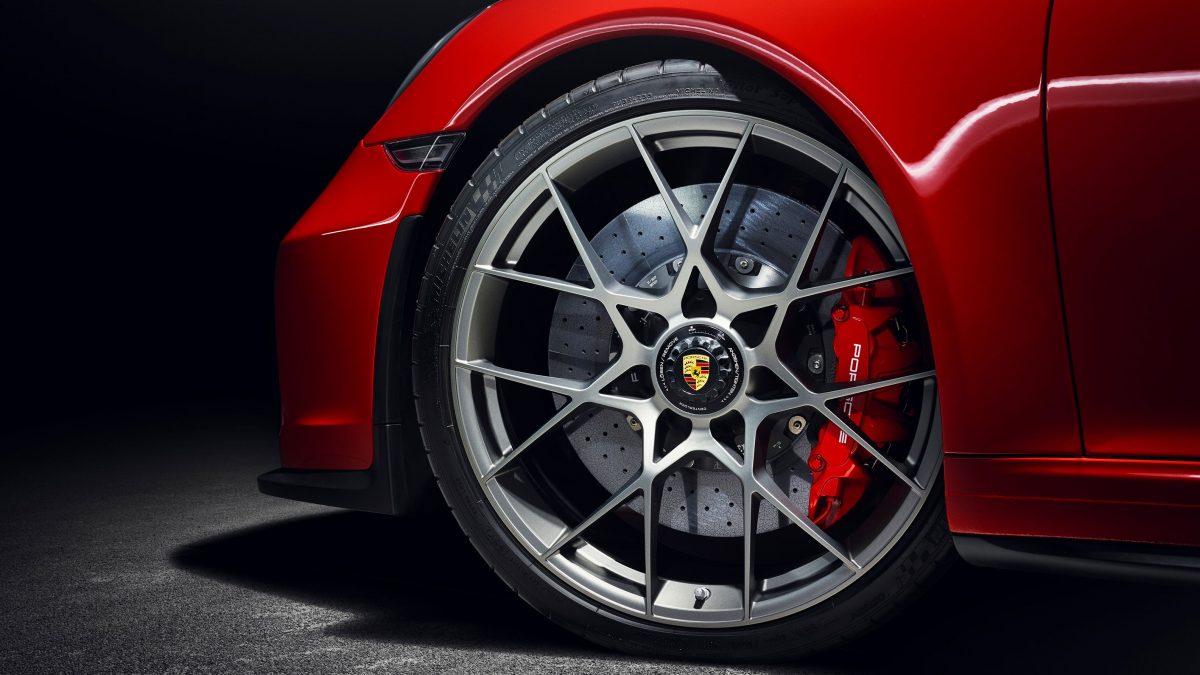 PORSCHE