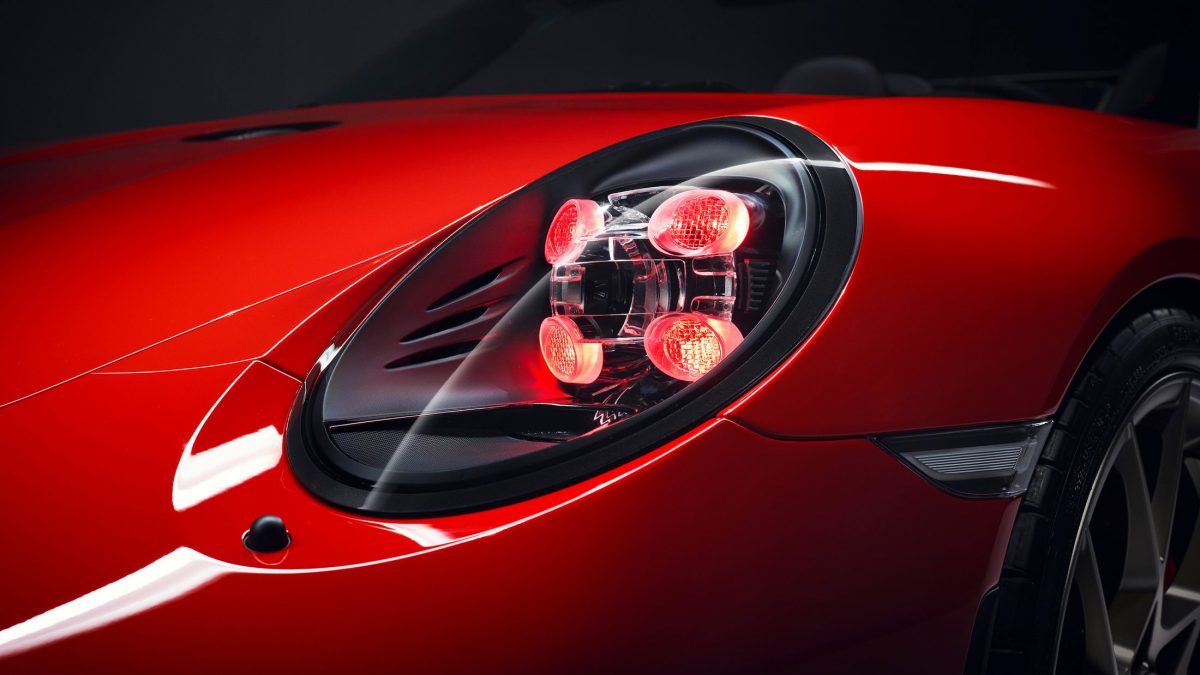 PORSCHE