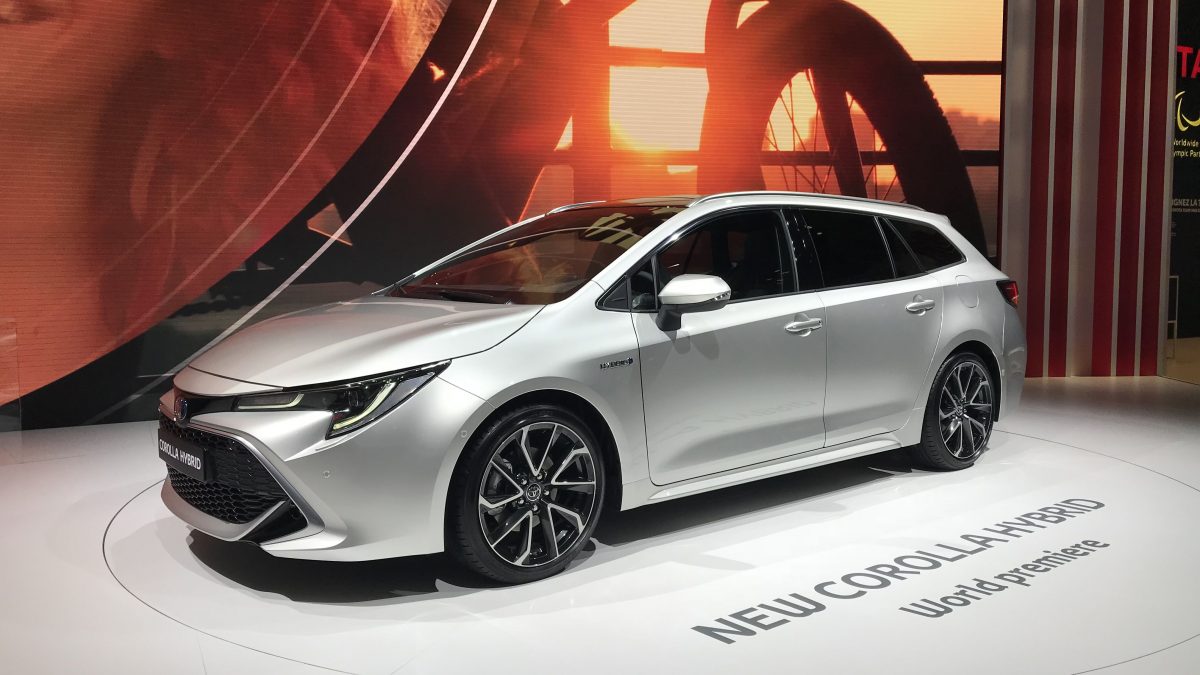 TOYOTA COROLLA