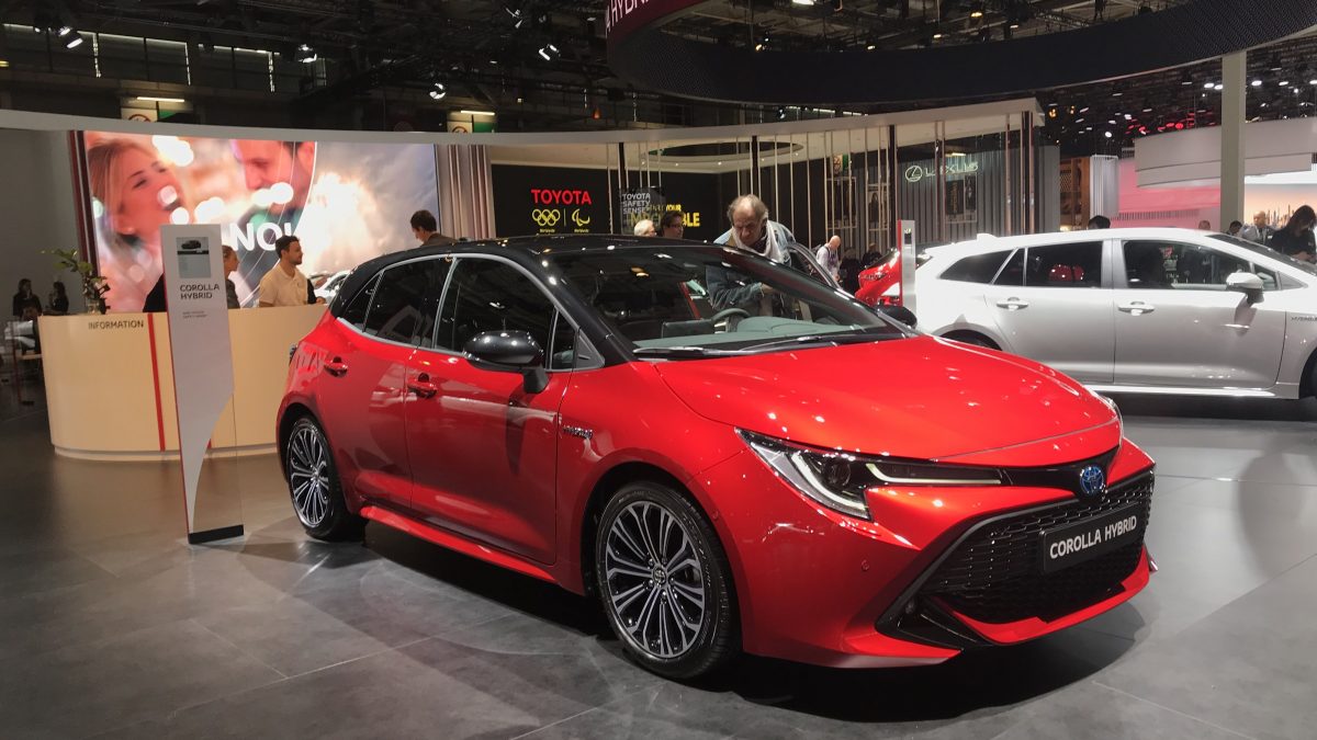 TOYOTA COROLLA