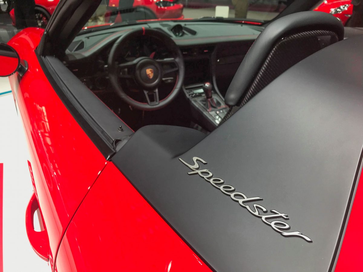 PORSCHE