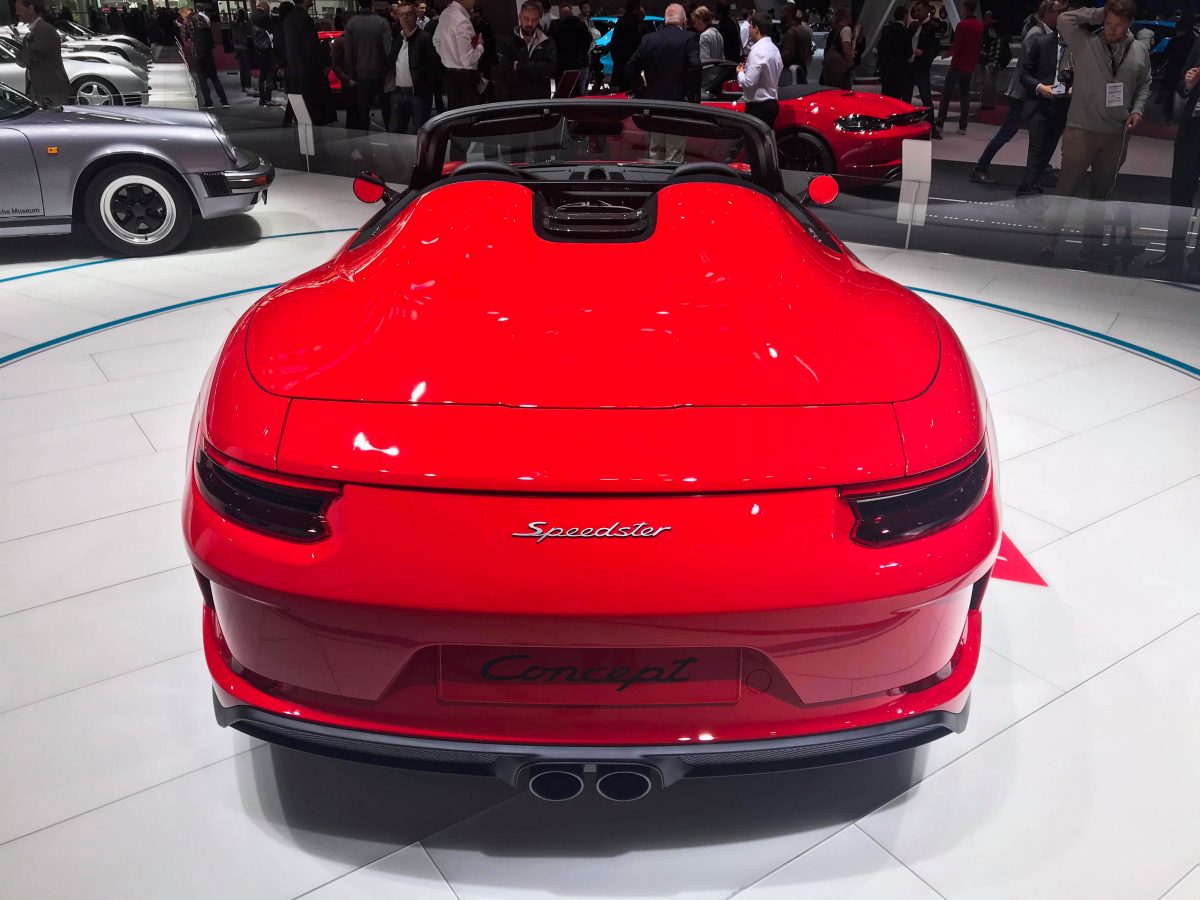 PORSCHE