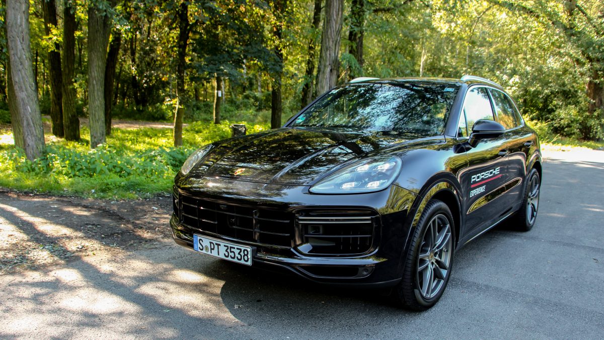 PORSCHE