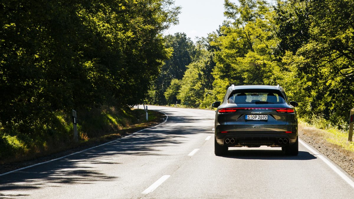 PORSCHE