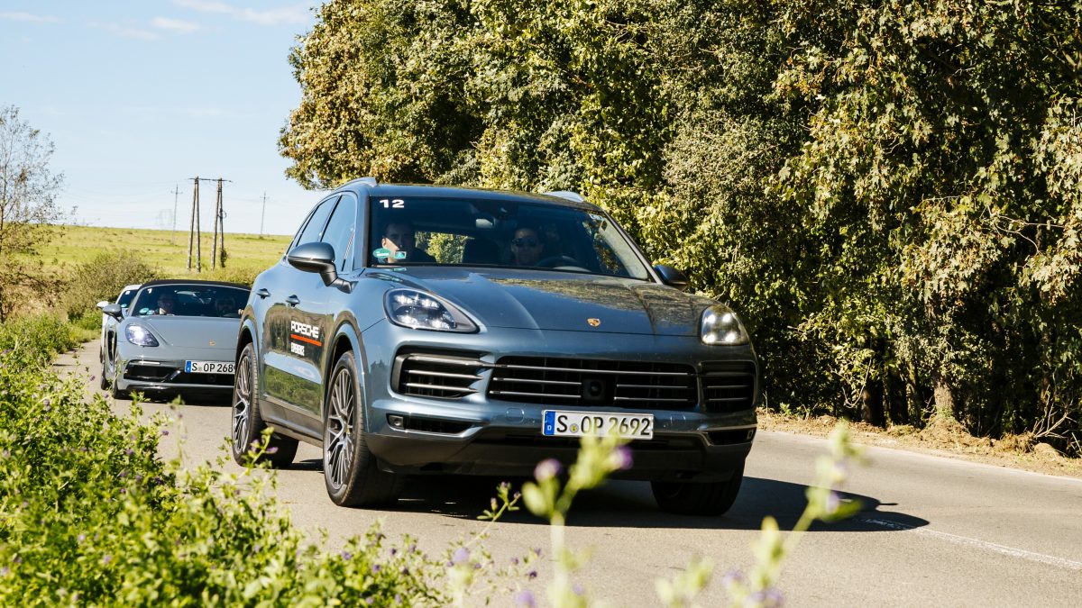 PORSCHE