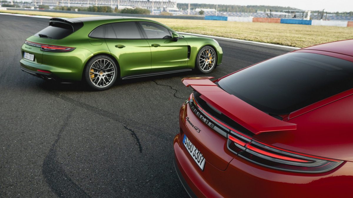 PORSCHE PANAMERA