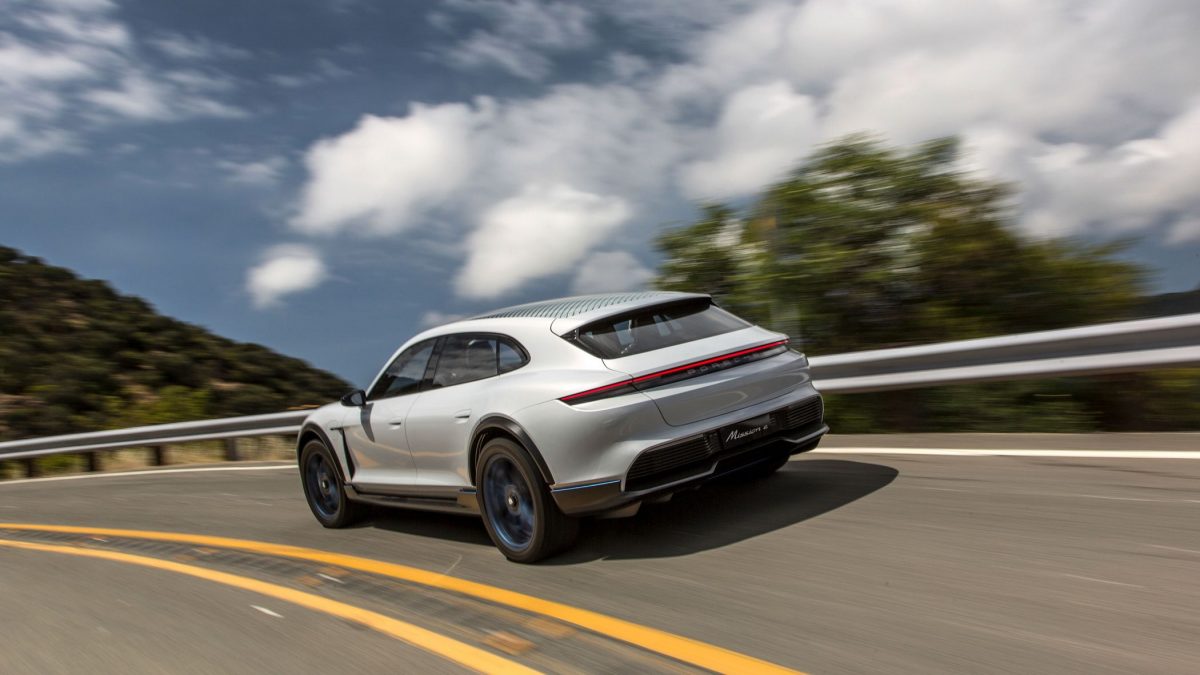 PORSCHE