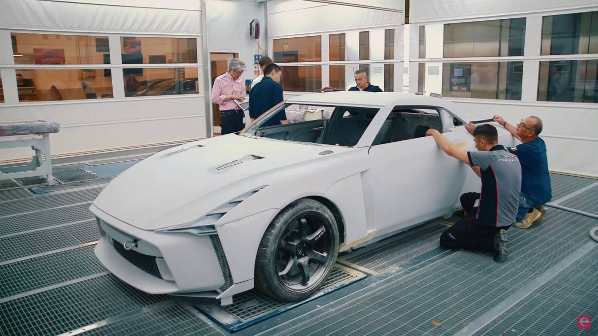 NISSAN GT-R