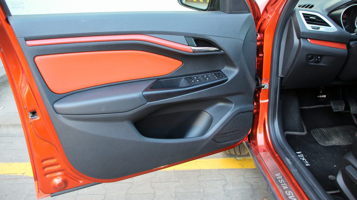 LADA VESTA