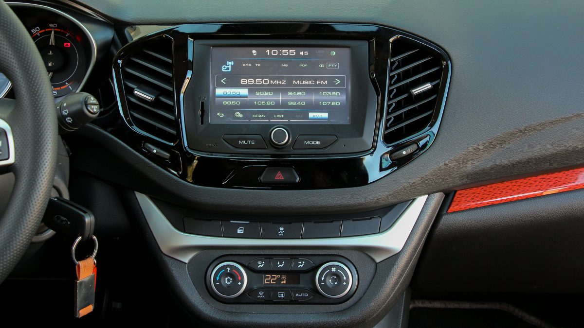 LADA VESTA