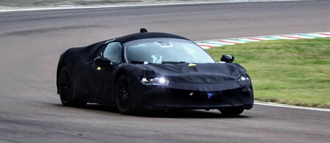 FERRARI 488