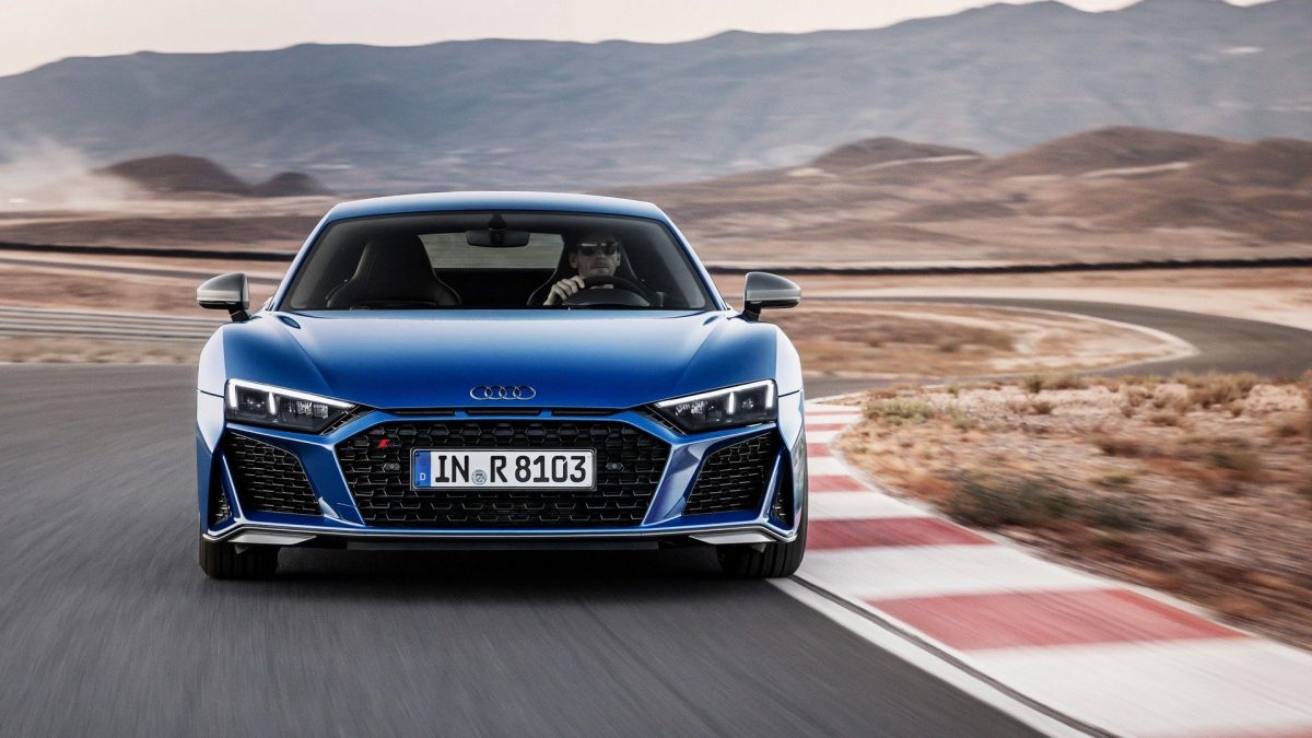 AUDI R8