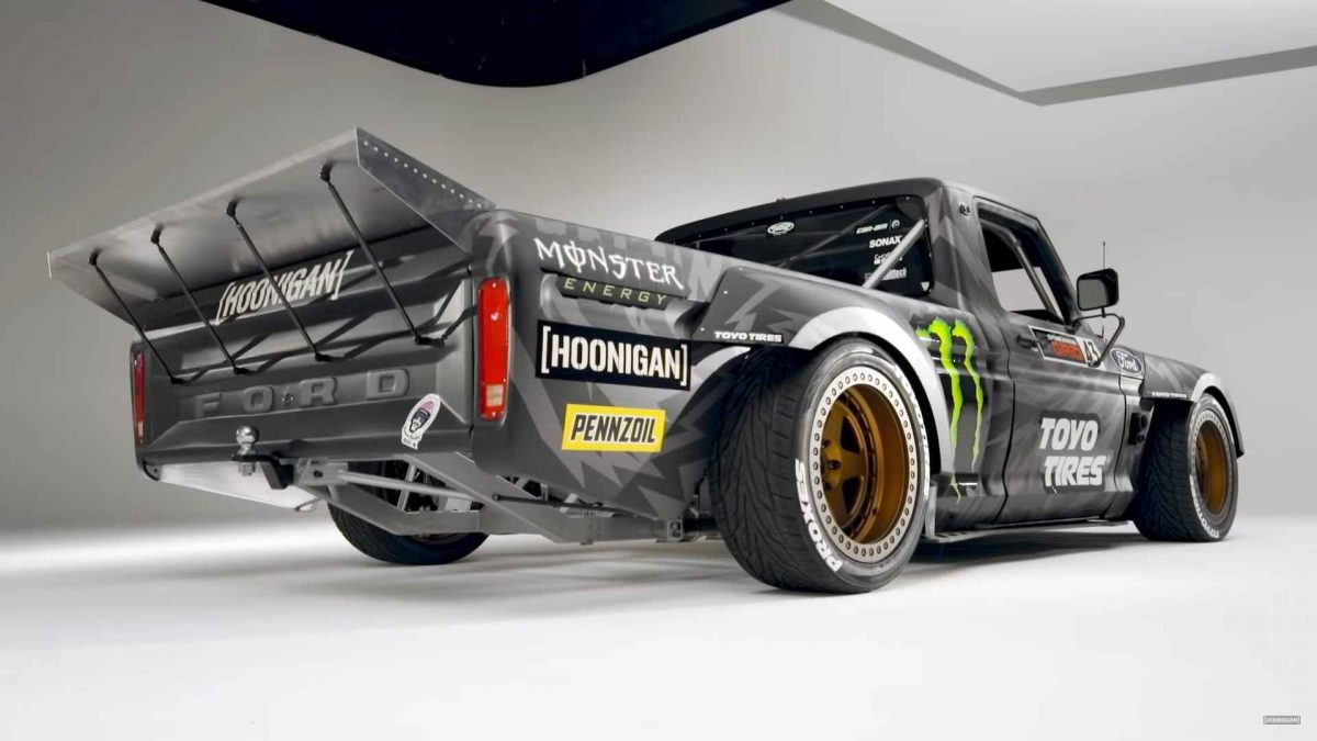 FORD F 150