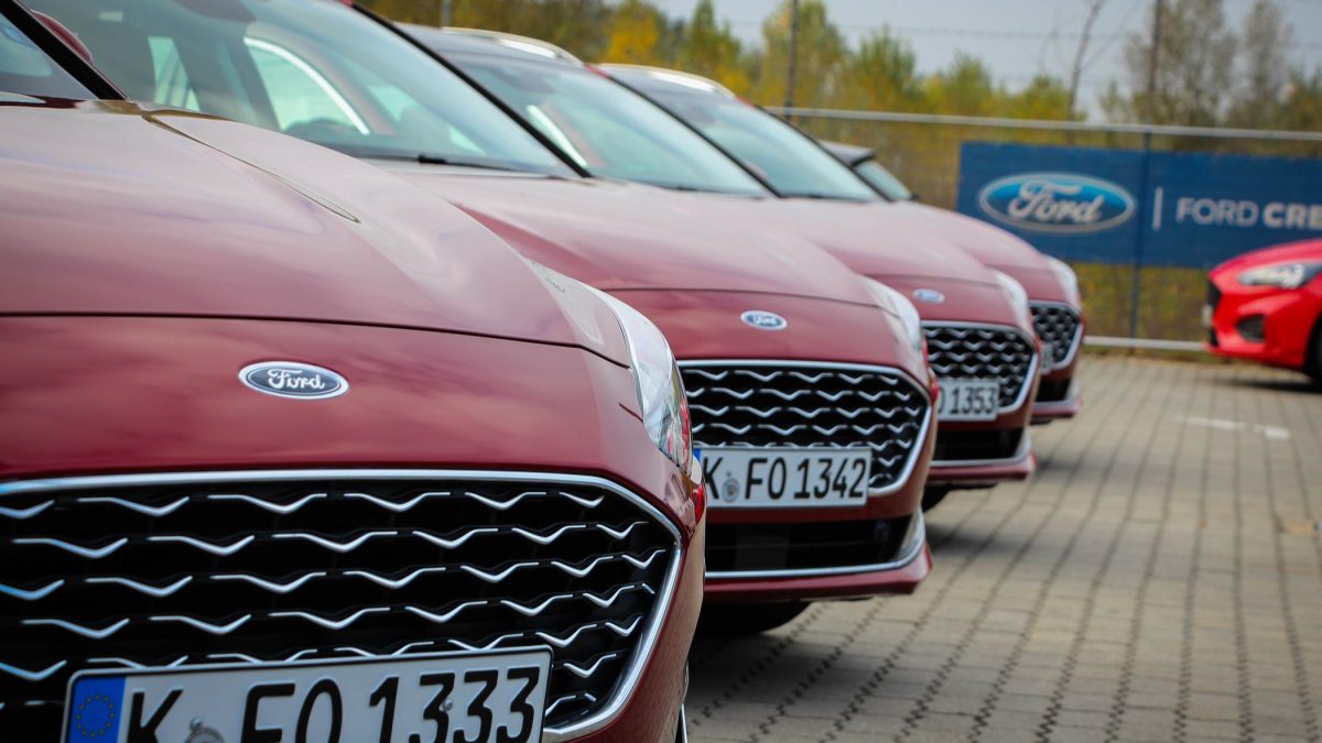 FORD FOCUS