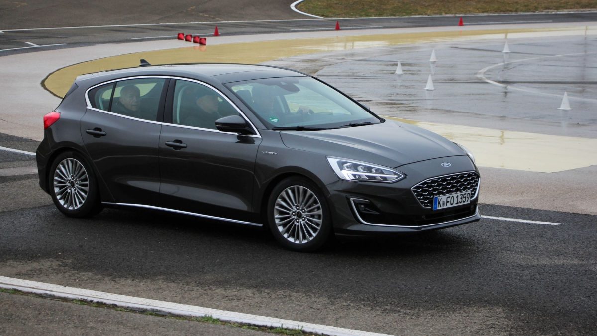 FORD FOCUS