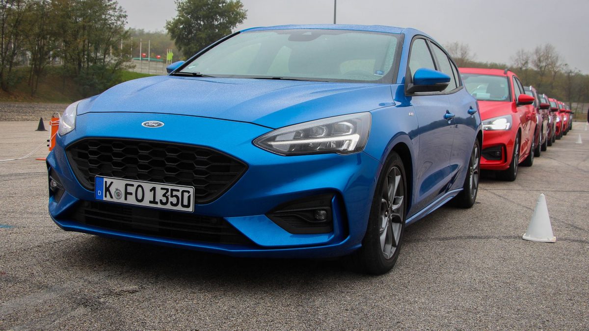 FORD FOCUS