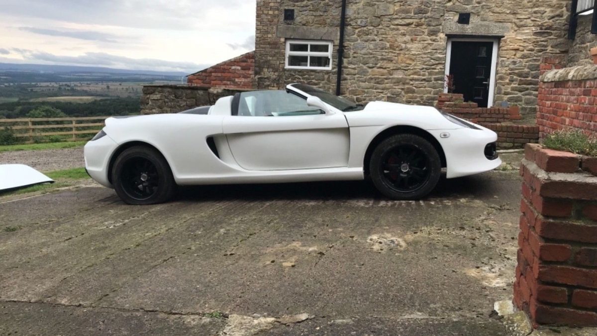 PORSCHE