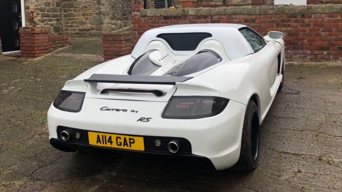 PORSCHE
