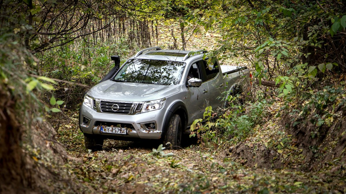 NISSAN NAVARA