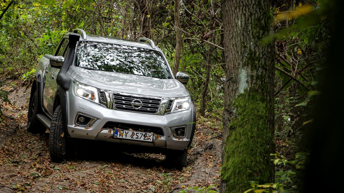 NISSAN NAVARA