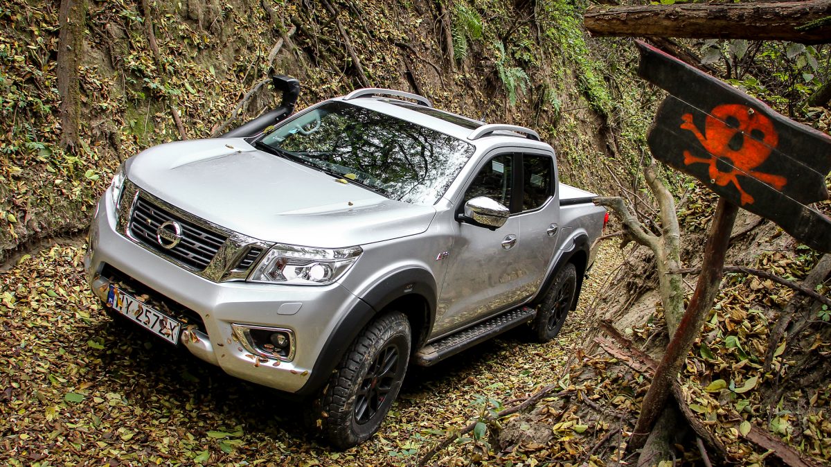 NISSAN NAVARA