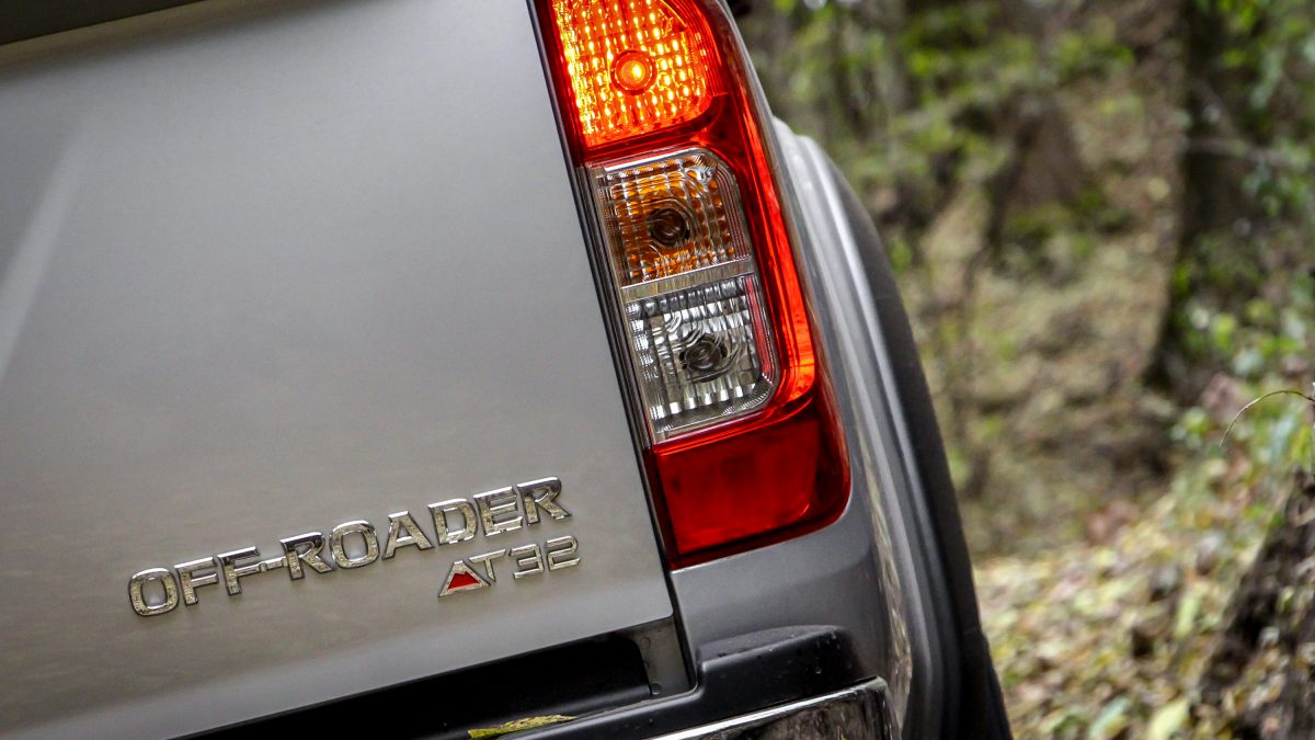 NISSAN NAVARA