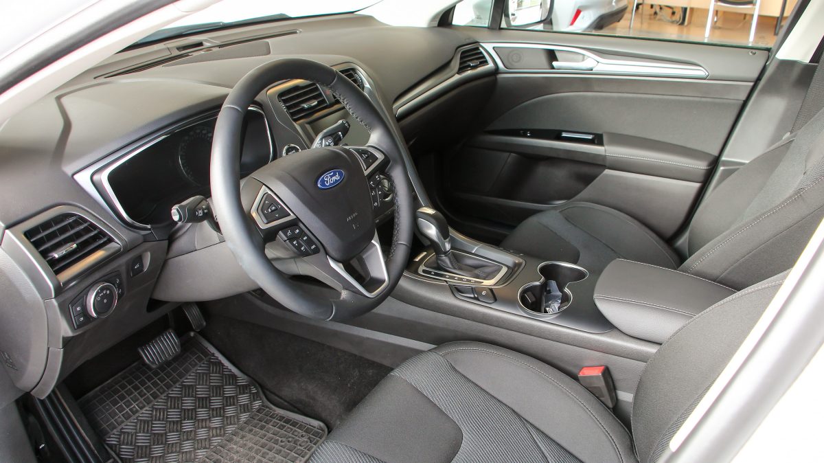 FORD MONDEO
