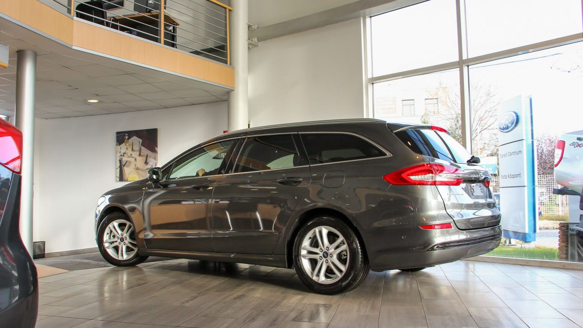 FORD MONDEO