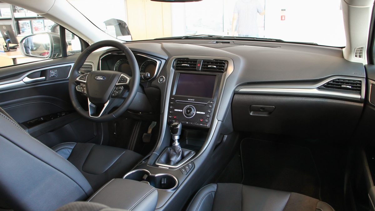 FORD MONDEO