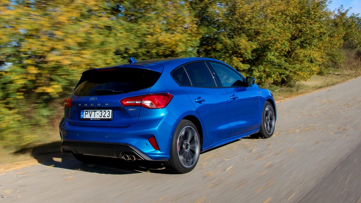 FORD FOCUS