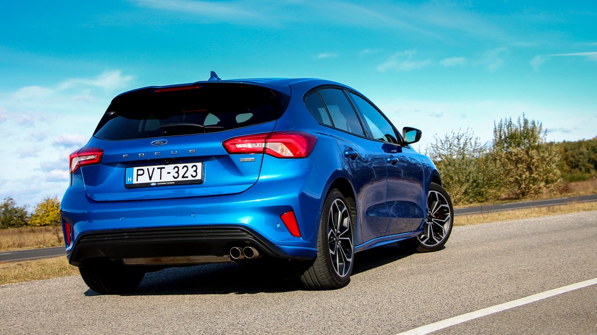 FORD FOCUS