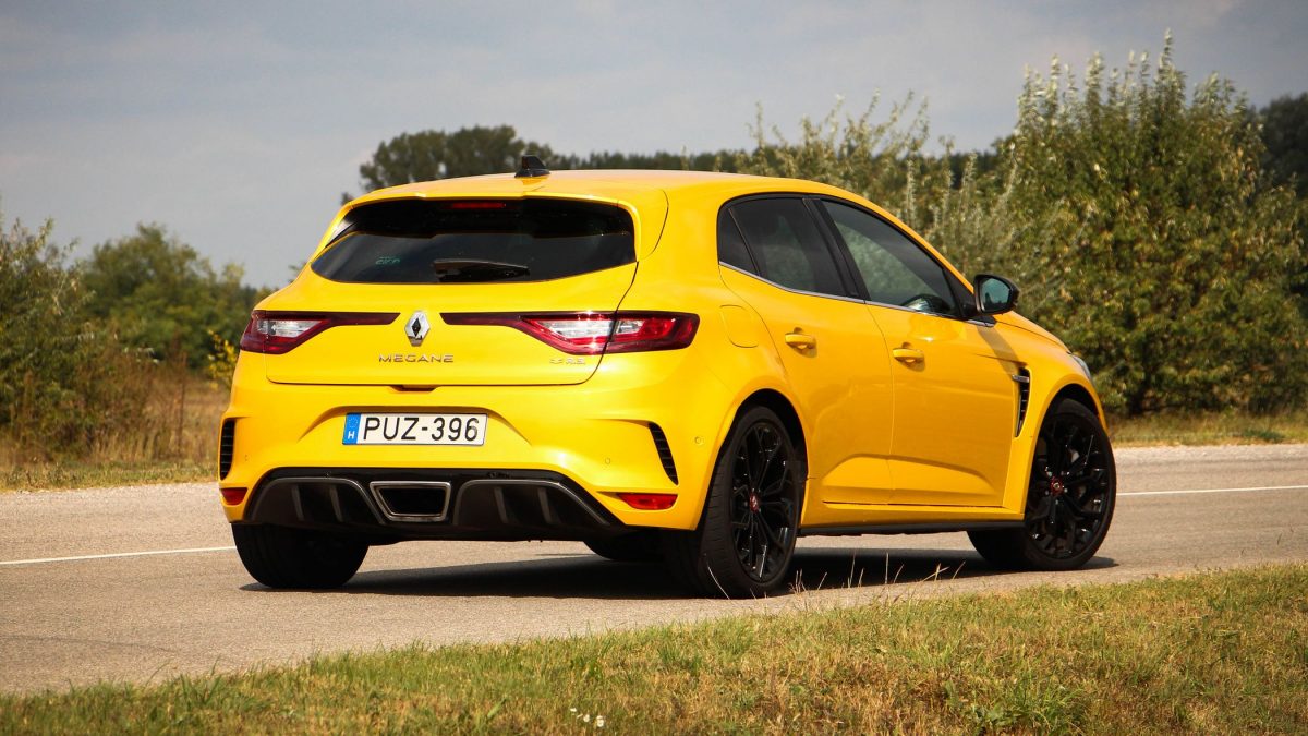 RENAULT